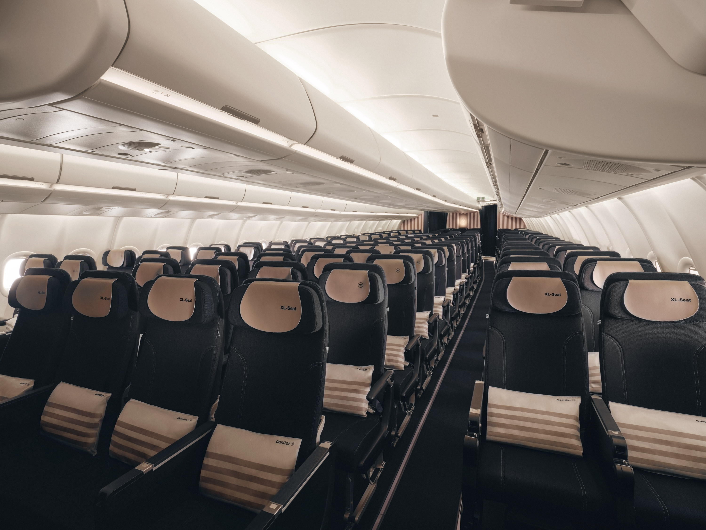 Condor A330neo Economy-Kabine mit XL-Sitzen