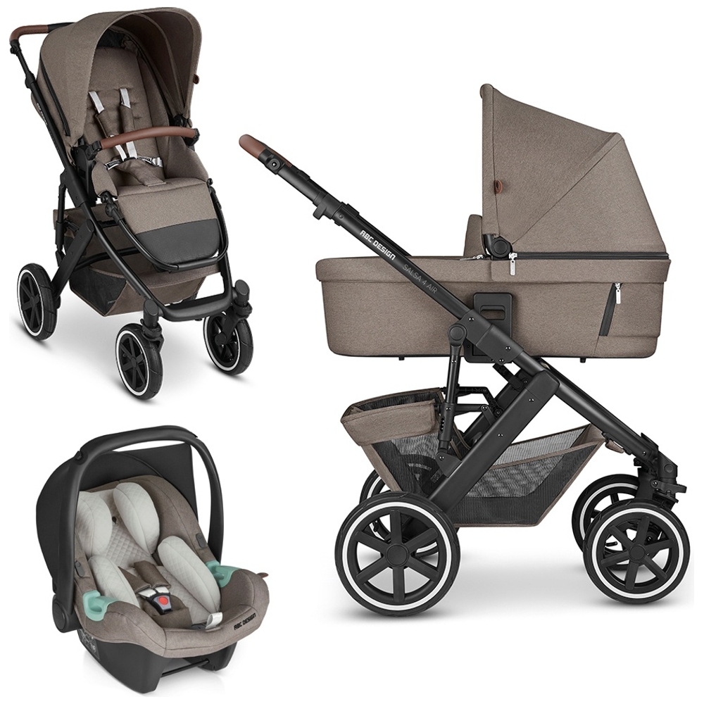 Offizielles Smyths Toys Produktbild eines Kinderwagens