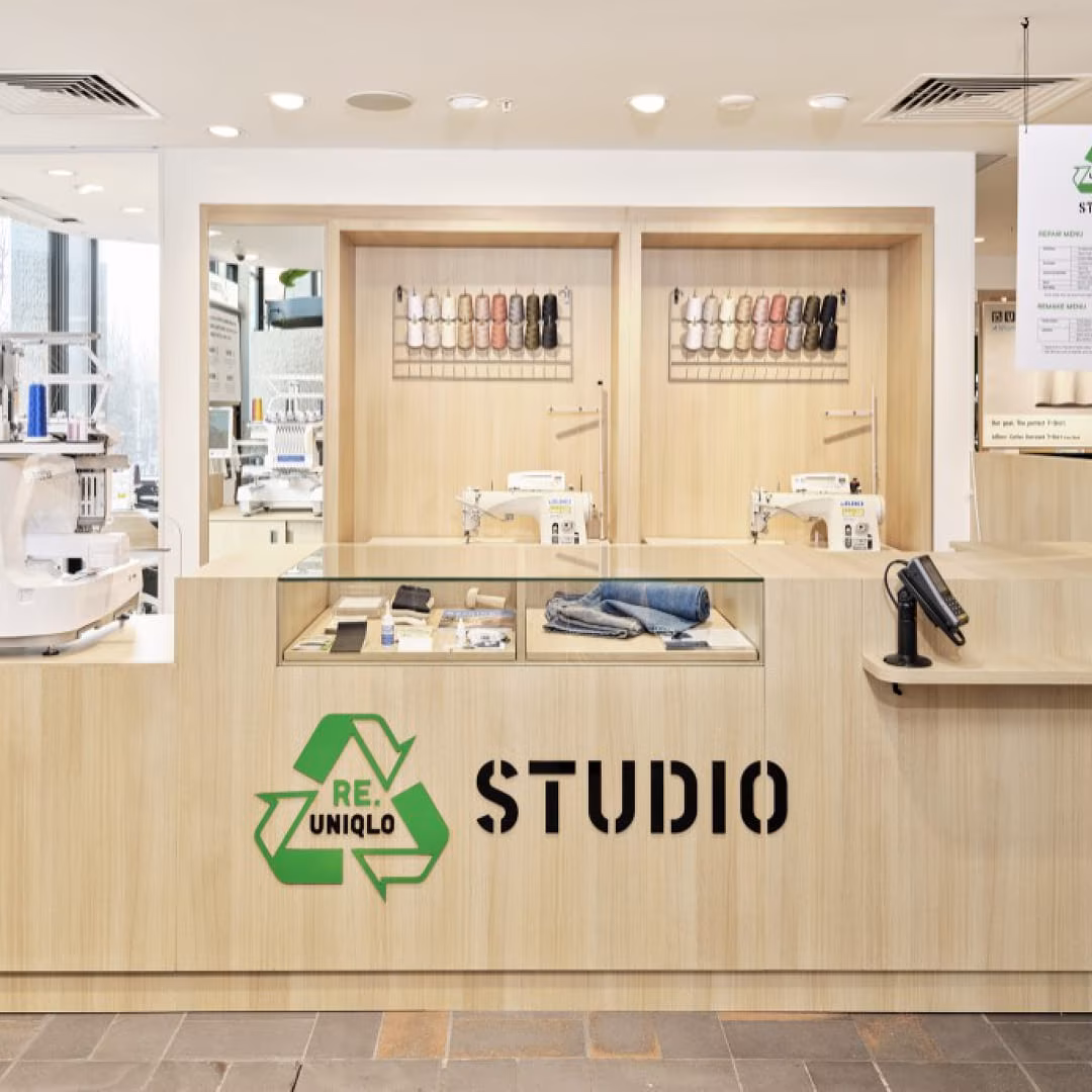 Offizieller Servicebereich eines RE UNIQLO Studios