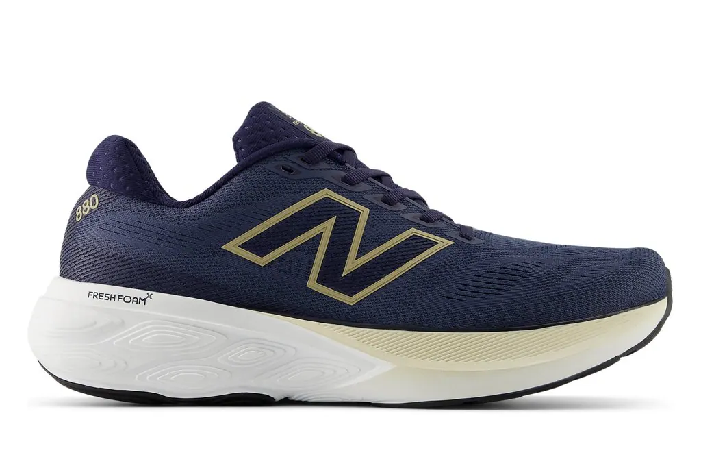 New Balance Fresh Foam X 880v15 跑鞋商品图