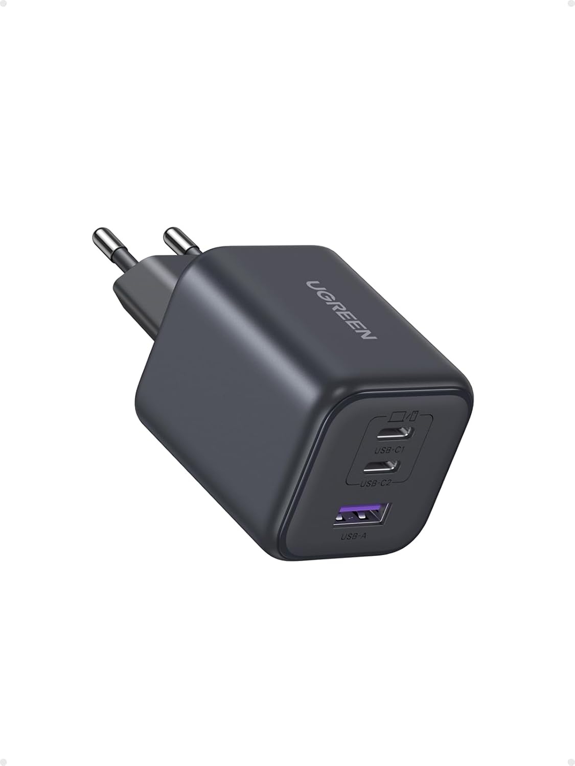 UGREEN 45W GaN-Ladegerät mit drei Anschlüssen