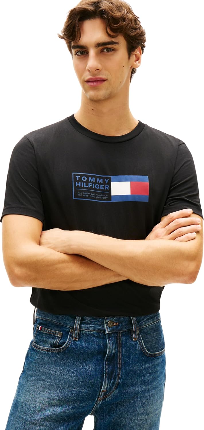 Schwarzes Tommy Hilfiger Brand Love T-Shirt