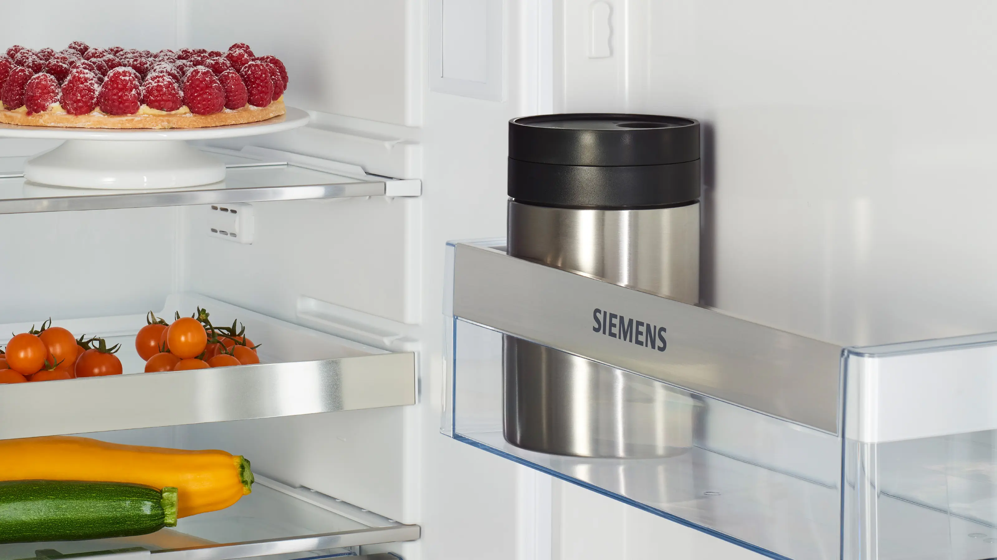Siemens EQ6 plus s300 automatic coffee machine, silver (TE653501DE)