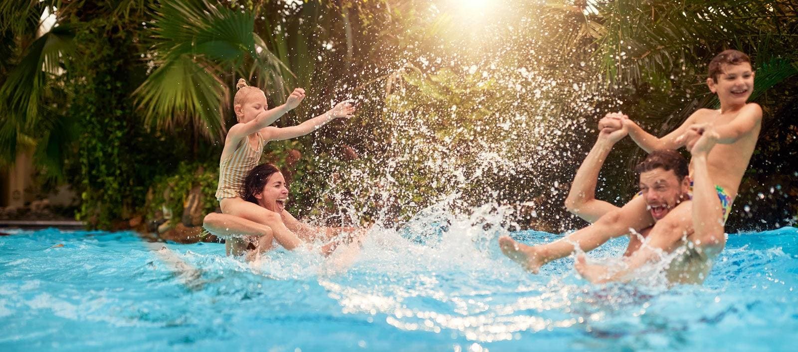 Offizielle Center Parcs Aqua Mundo Familienszene