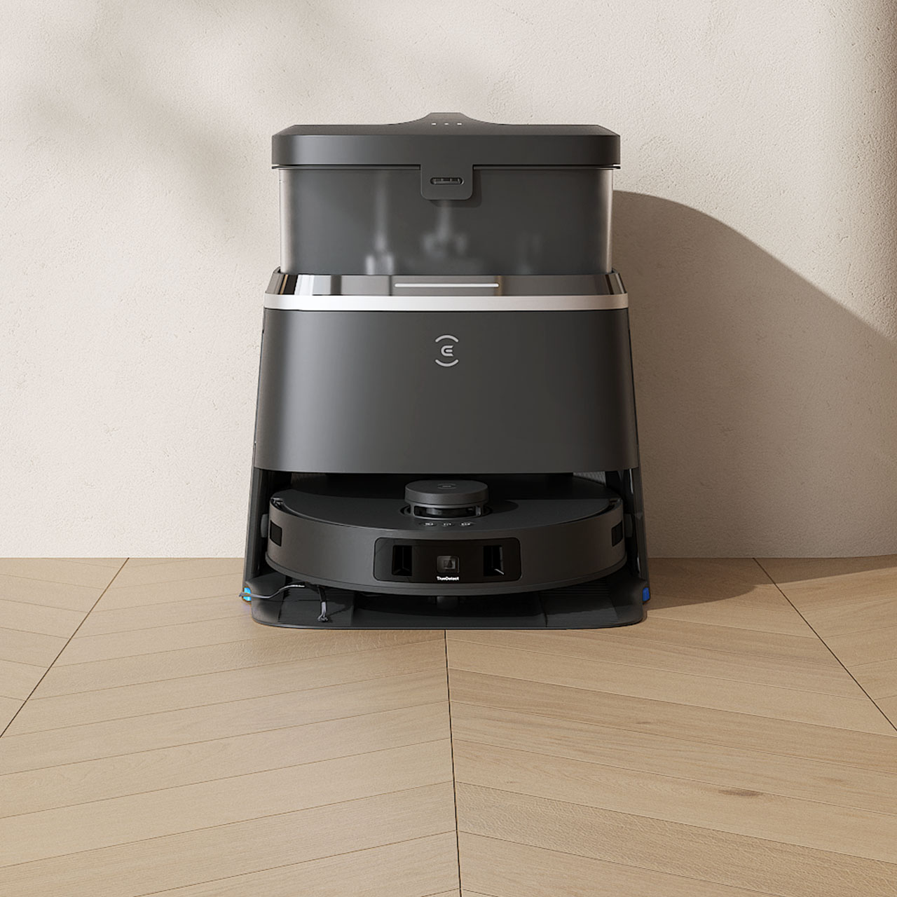 Ecovacs DEEBOT T30 OMNI mit kompatiblem Wasseranschluss-Modul