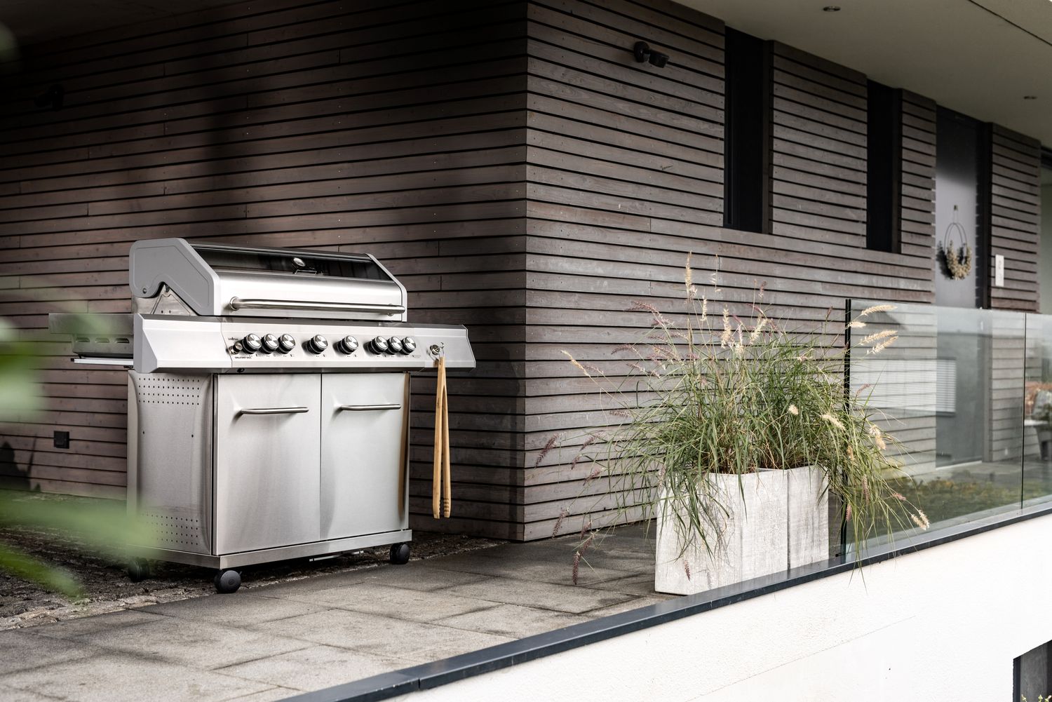 Offizielle Anwendungsszene des Grillfürst Gasgrills G621